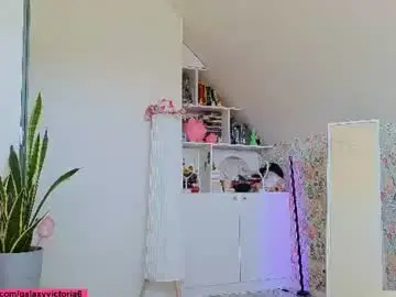 Chaturbate Live Porn of brilliantvictoria