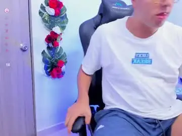 Chaturbate Live Sex Cam of alberth_cm