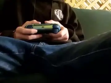 Chaturbate Live Sex Cam of biggestboiiii
