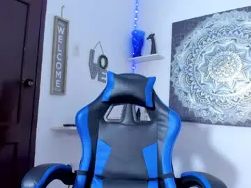 Chaturbate Live Sex Cam of adan_oriol