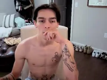 Chaturbate Nude Webcam of str8whiteboy21