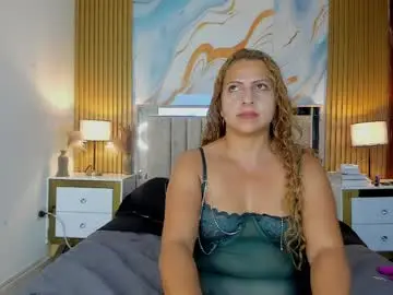 Chaturbate Adult Video Chat of maryleen_hot