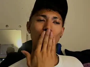 Chaturbate Live Sex Cam of daxonreyy_