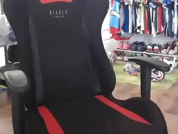 Chaturbate Live Sex Cam of kinkylolo31