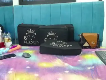 Chaturbate Private Sex Chat of mariana_cock69