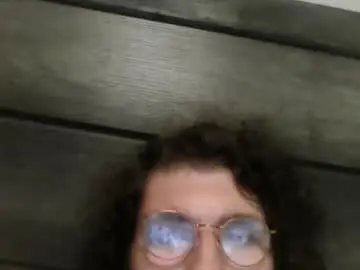 Chaturbate Free Porn Cam of elliottgross730511