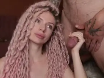 Chaturbate Live Sex Cam of alexa_alex_liepa