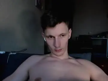 Chaturbate Live Sex Cam of kevin_hornyyy