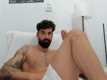 Chaturbate Live Porn of cuteeboy
