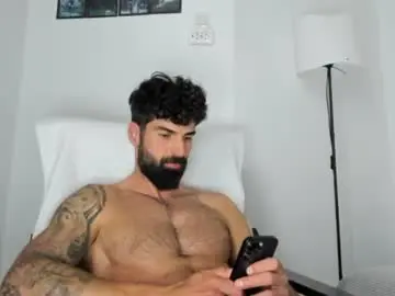 Chaturbate Watch Live Sex Cams of cuteeboy