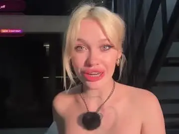 Chaturbate Free Porn Cam of golden_alinee