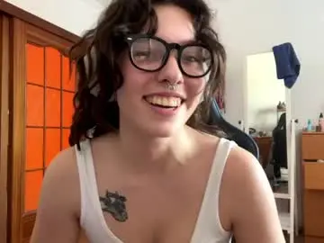 Chaturbate Adult Video Chat of faintpeach