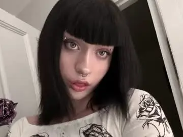 Chaturbate Live Sex Cam of vailyreb