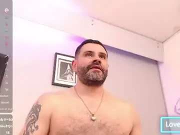 Chaturbate Live Sex Cam of jonas_beard1