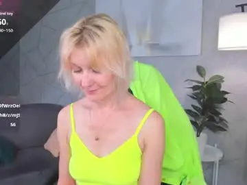 Chaturbate Live Sex of julie_lucasss