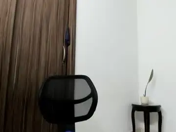 Chaturbate Watch Live Sex Cams of stiven_trainer