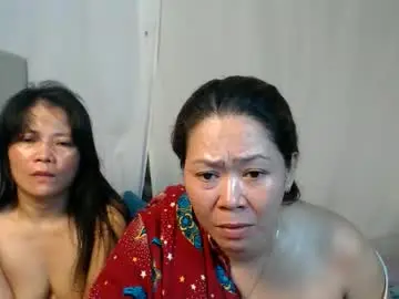 Chaturbate Adult Webcams of pinayhotmama08