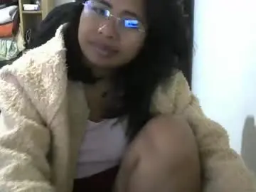 Chaturbate Free Porn Cam of liora_selene