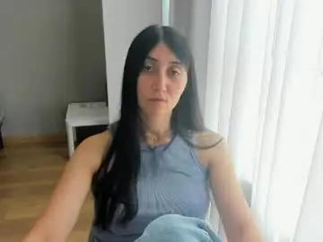 Chaturbate Live Sex Cam of linabay2