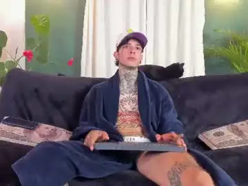 Chaturbate Sex Chat of aron_ford