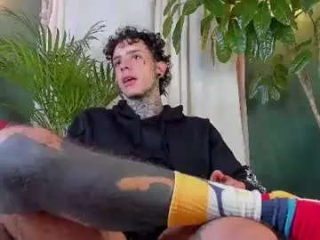 Chaturbate Nude Webcam of aron_ford