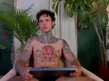 Chaturbate Watch Live Sex Cams of aron_ford