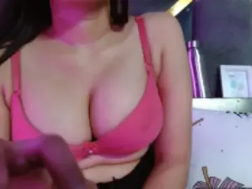 Dscgirls Adult Webcam of Komal_Sexy