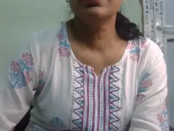 Dscgirls Nude Webcam of Hot_shree