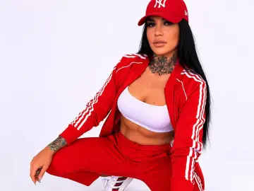 Imlive Best Webcam of HottyNicole