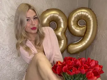 Imlive Adult Webcam of HelenOneLove