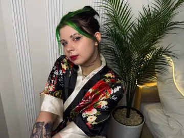 Imlive Live Sex Cam of SurpriseAlicee