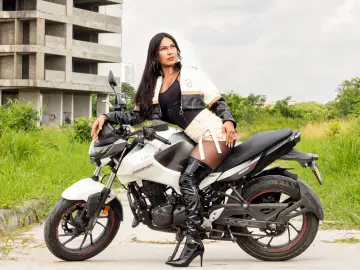 Livejasmin Live Sex of PaulinaVegax