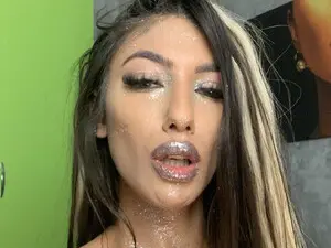 Myfreecams Free Porn Cam of Foxx_girl
