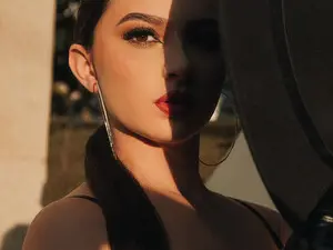 Myfreecams Free Live Porn of AliceHarper_