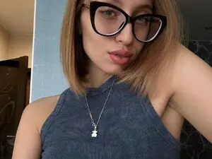 Myfreecams Adult Webcam of SaintAngie