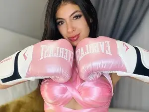 Myfreecams Private Sex Chat of Isa_hernandez