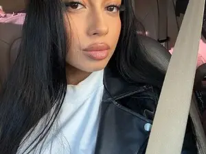 Myfreecams Sex Chat of BetsyGonzale