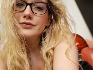 Myfreecams Adult Webcams of MonicMoon18