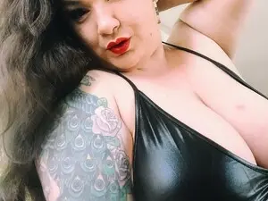 Myfreecams Free Porn Cam of Iwazsoaking1
