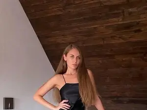 Myfreecams Nude Webcam of AliceWonderr