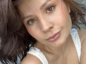 Myfreecams Nude Webcam of MedeaAllure