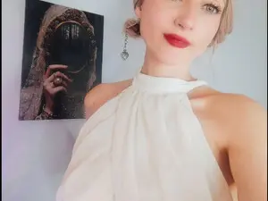 Myfreecams Free Porn Cam of SerenaGrant