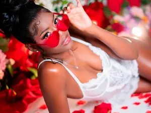 Myfreecams Free Live Porn of BellaaDajud