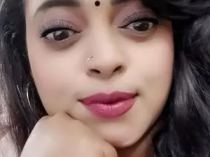 Myfreecams Watch Live Sex Cams of Sexyval4u