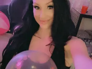 Myfreecams Free Porn Cam of Midnightrose