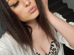 Myfreecams Watch Live Sex Cams of EvelynCandy
