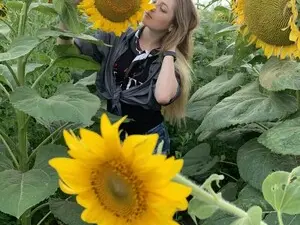 Myfreecams Live Sex Cam of Always18_