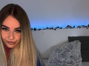 Myfreecams Free Porn Cam of LunaSpark