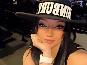 Myfreecams Adult Webcam of Yourcutegiirl