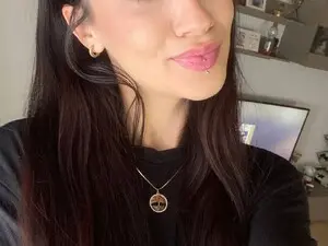 Myfreecams Live Porn of ValexieLux
